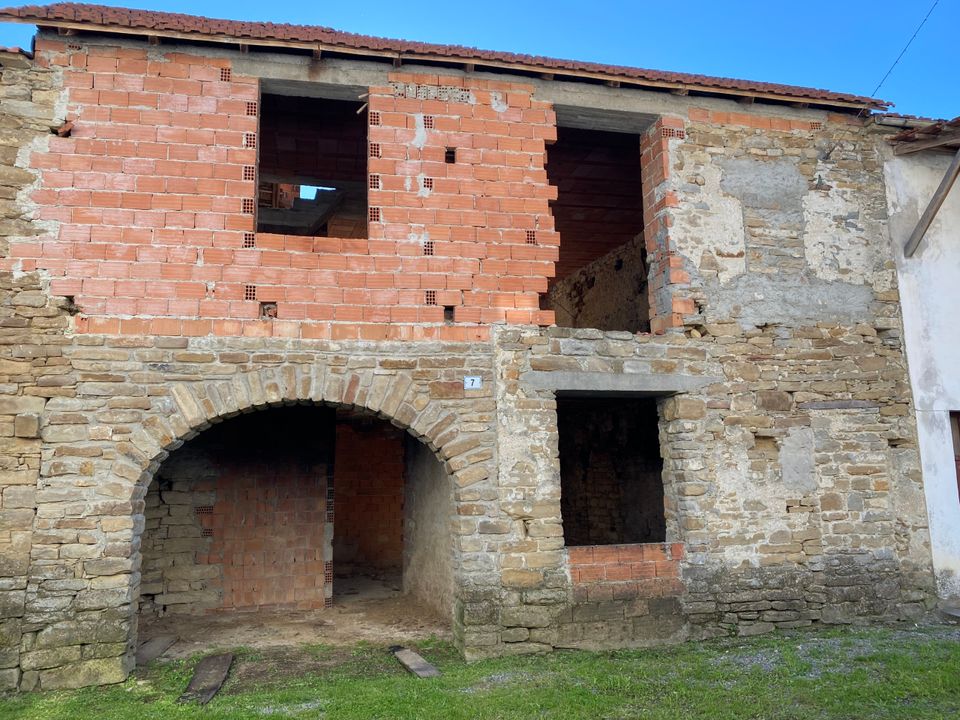 Byhus i Gorzegno, Cuneo - foto 1