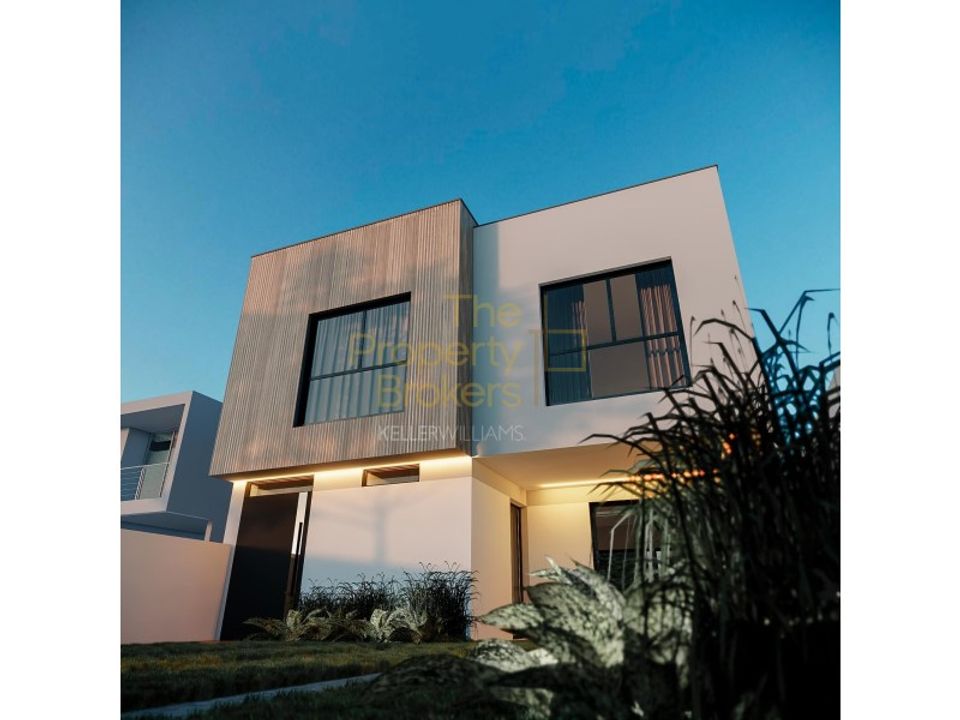 Villa i Rio de Mouro-Estacao, Lisbon - bilde 1