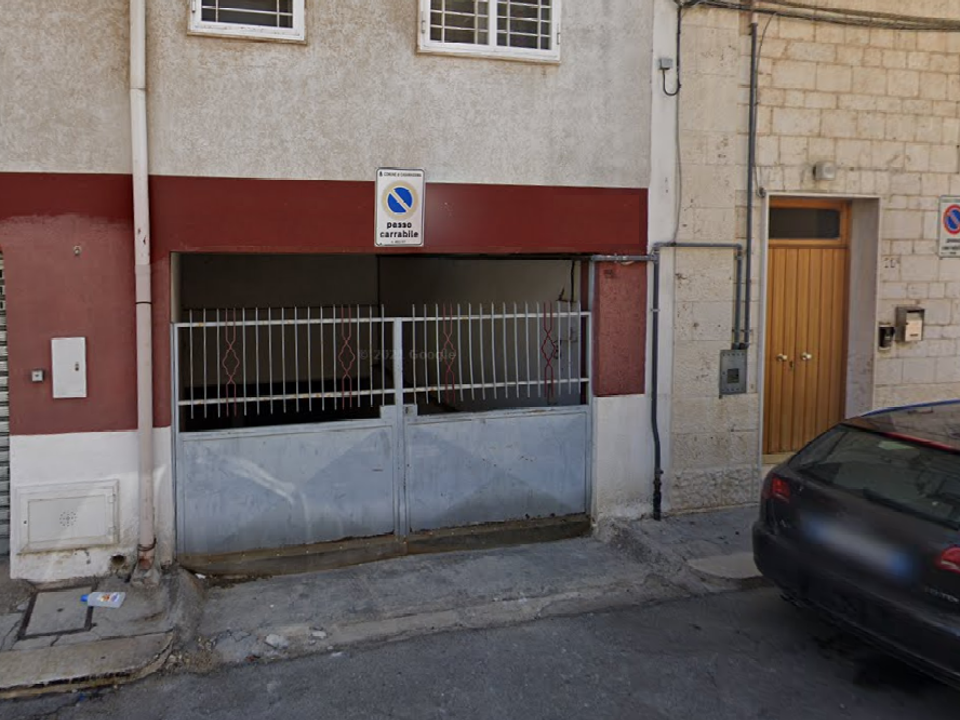 Garage i Casamassima, Bari - foto 1