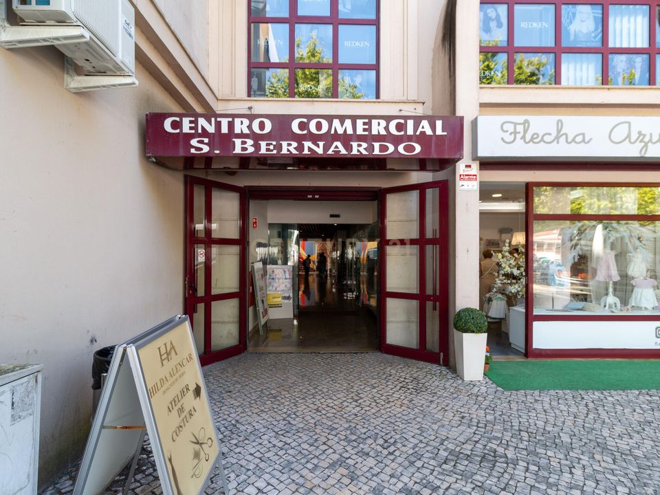Erhvervsejendom i Alcobaca, Leiria - foto 5