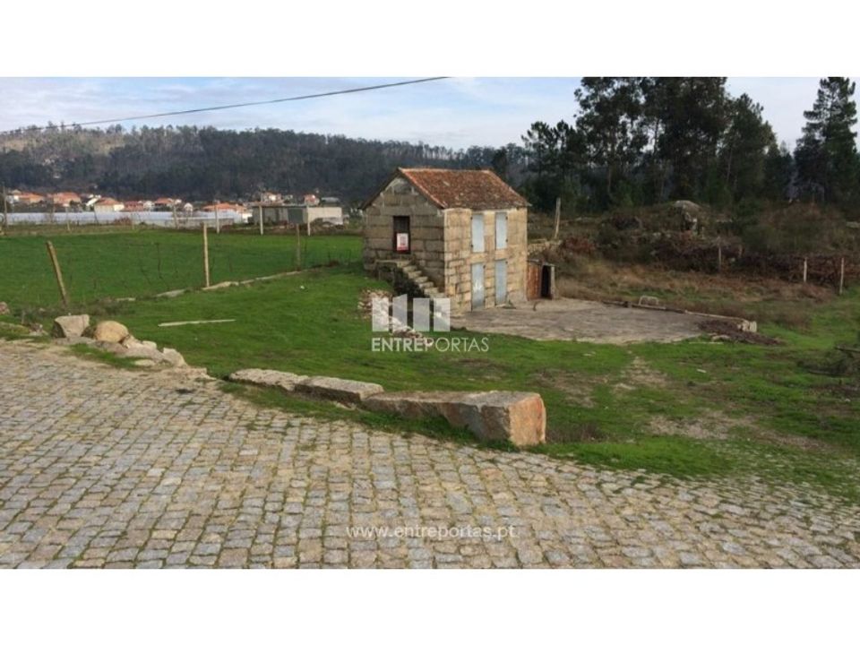 Helårsgrund i Penafiel, Porto - foto 1