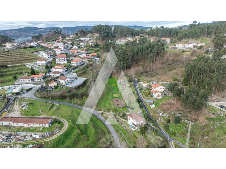Helårsgrund i Fafe, Braga - foto 1
