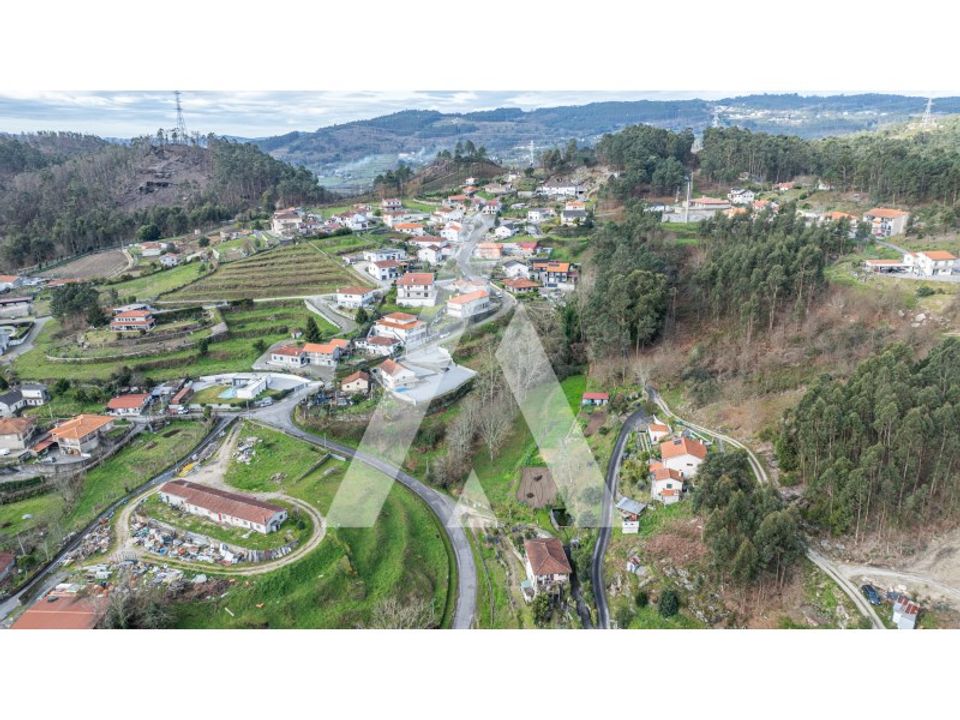 Helårsgrund i Fafe, Braga - foto 1