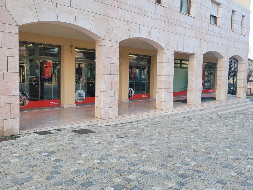 Erhvervsejendom i Verucchio, Rimini - foto 5