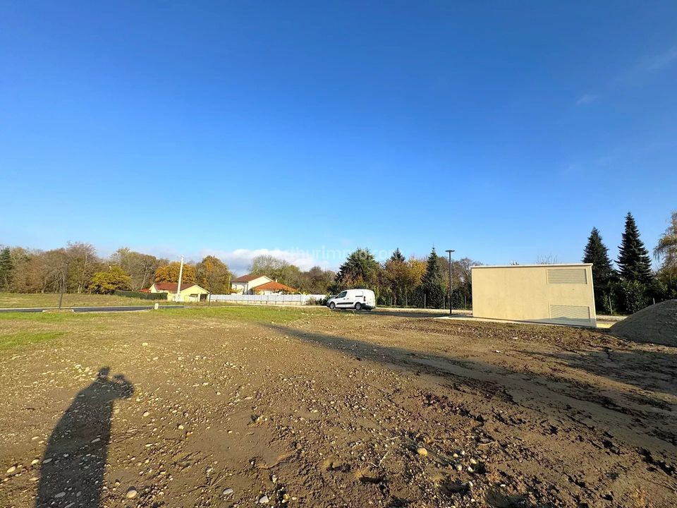Helårsgrund i Saint-Sorlin-de-Morestel, Isere - foto 4
