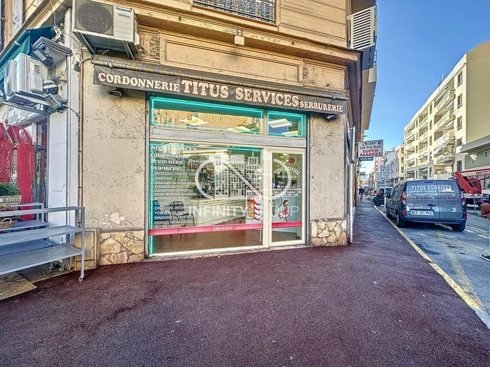 Erhvervsejendom i Antibes, Alpes-Maritimes - foto 2