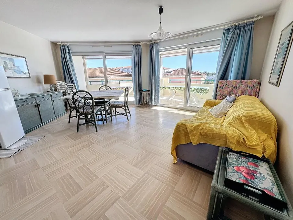 Apartamento en Juan-les-Pins, Alpes-Maritimes - foto 1