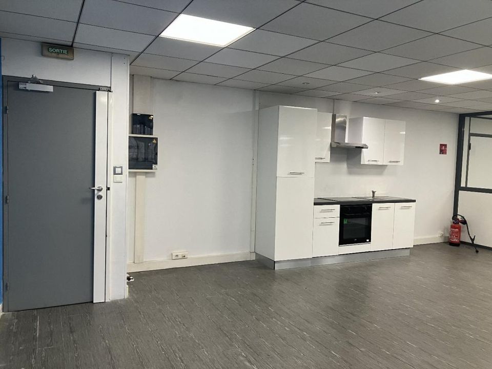 Erhvervsejendom i Villeurbanne, Rhone - foto 3