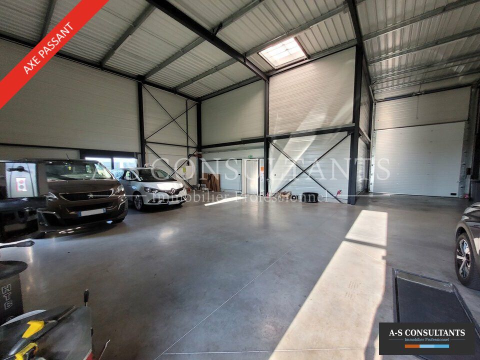 Commercial property in Marcilloles, Isere - photo 1