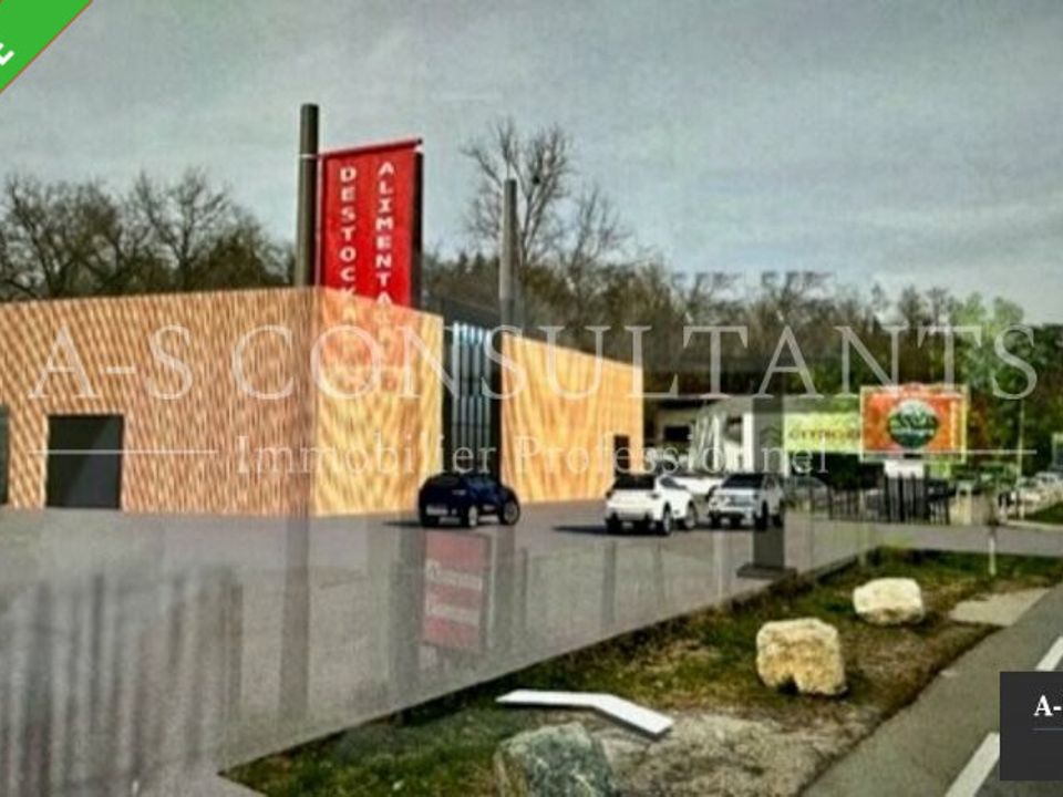 Erhvervsejendom i Saint-Genis-Laval, Rhone - foto 2