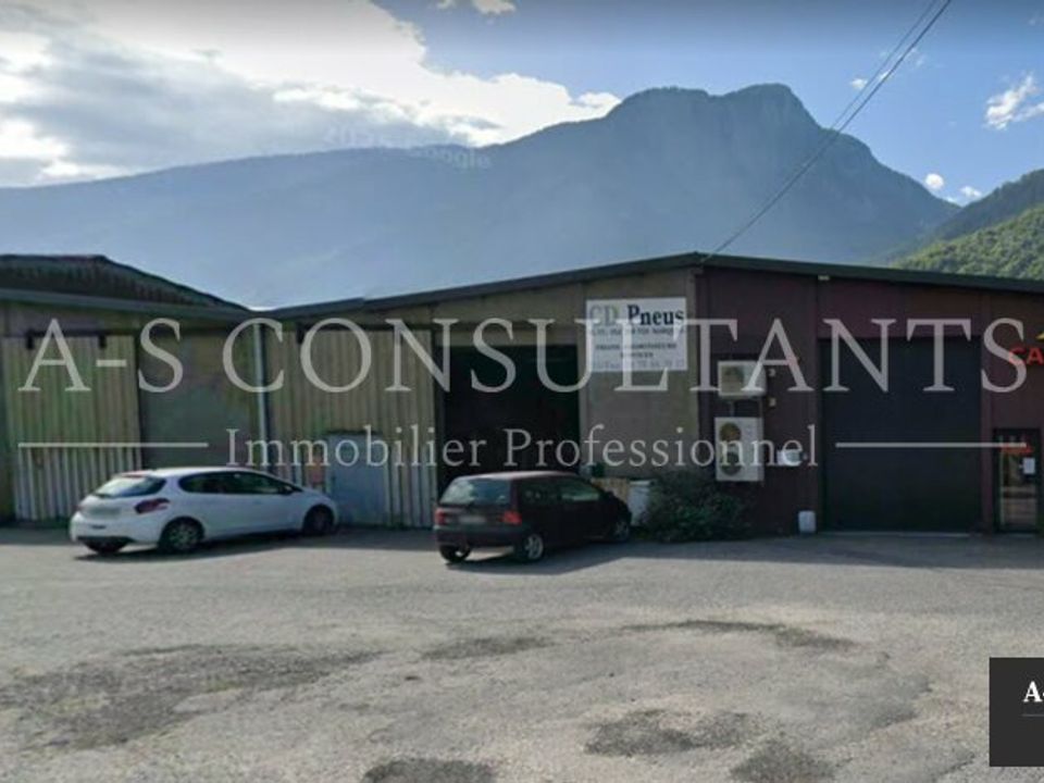 Erhvervsejendom i Saint-Jean-de-Maurienne, Savoie - foto 1