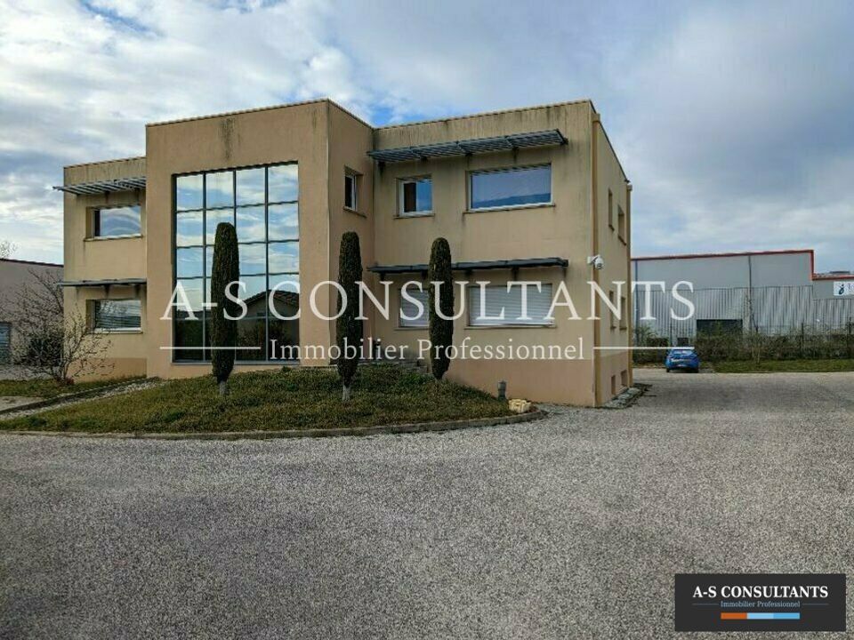 Commercial property in Chabeuil, Drome - photo 4