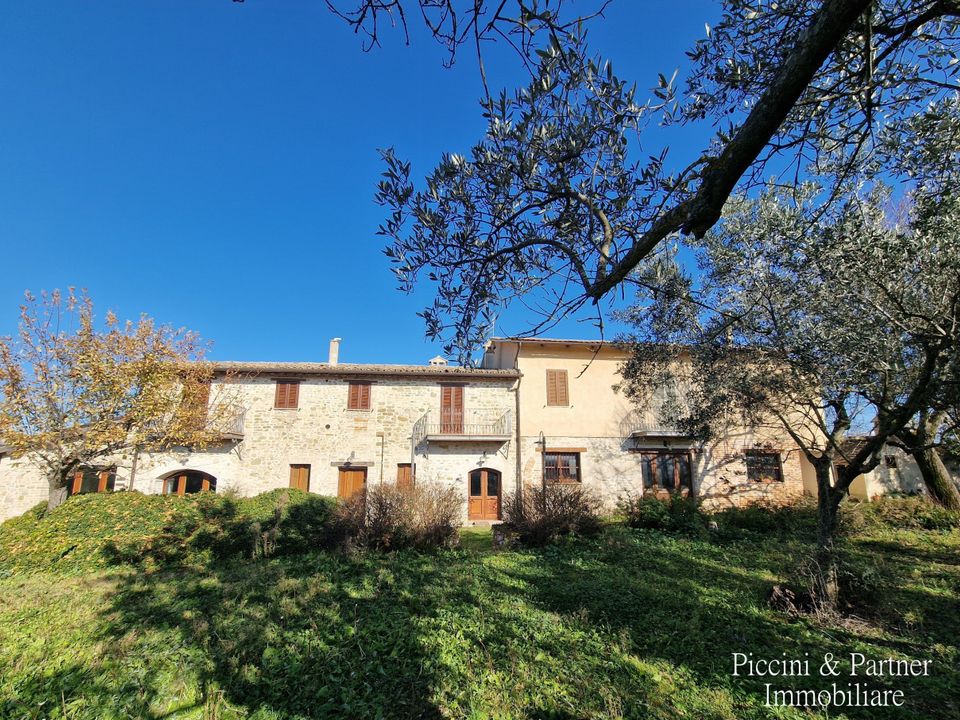 Erhvervsejendom i Castel Ritaldi, Perugia - foto 4