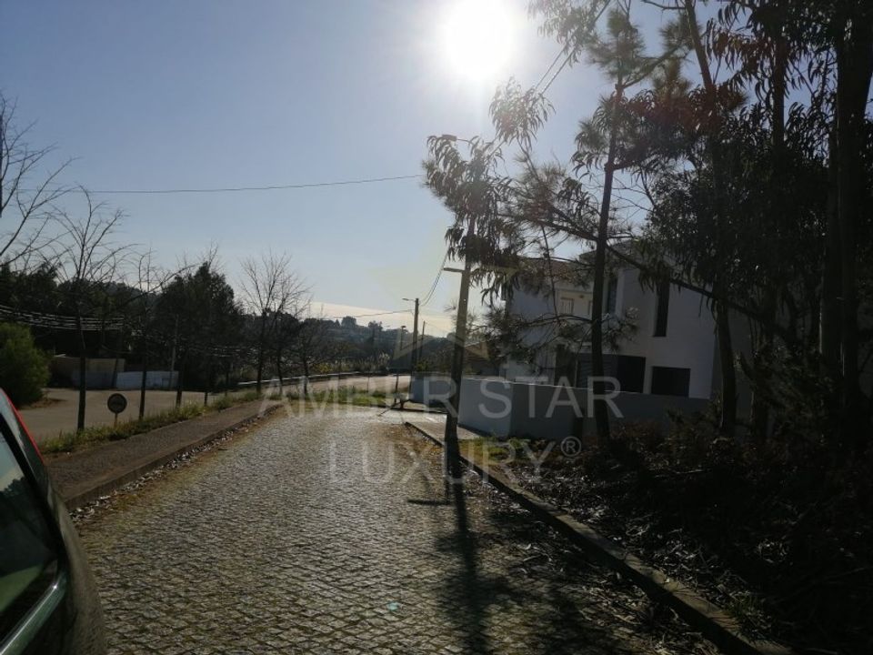 Helårsgrund i Espinho, Aveiro - foto 2