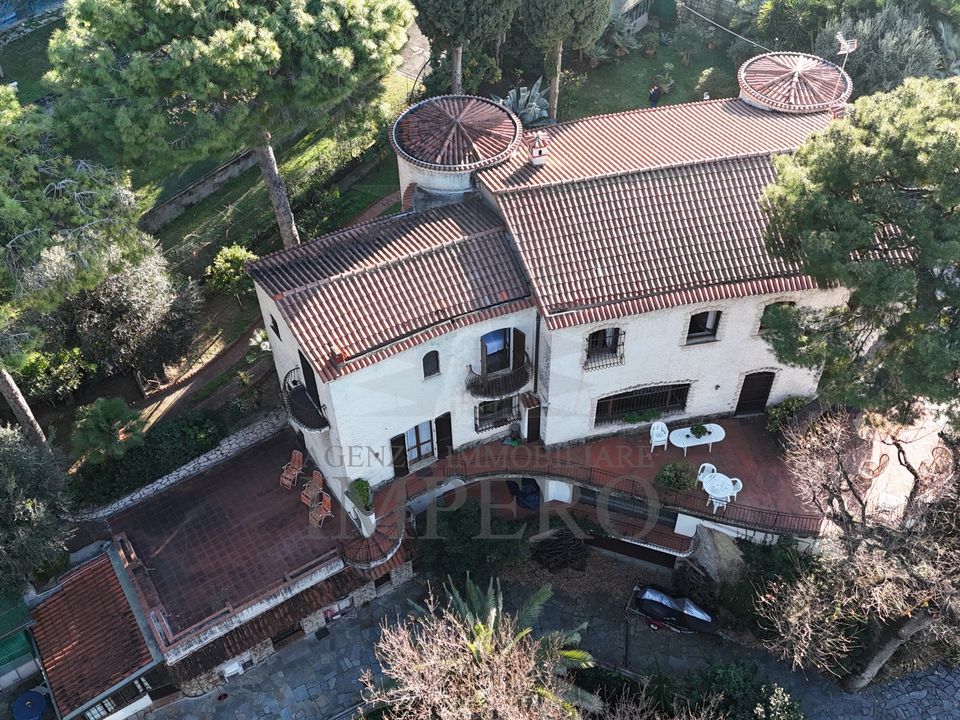 Villa i Bordighera, Imperia - foto 1