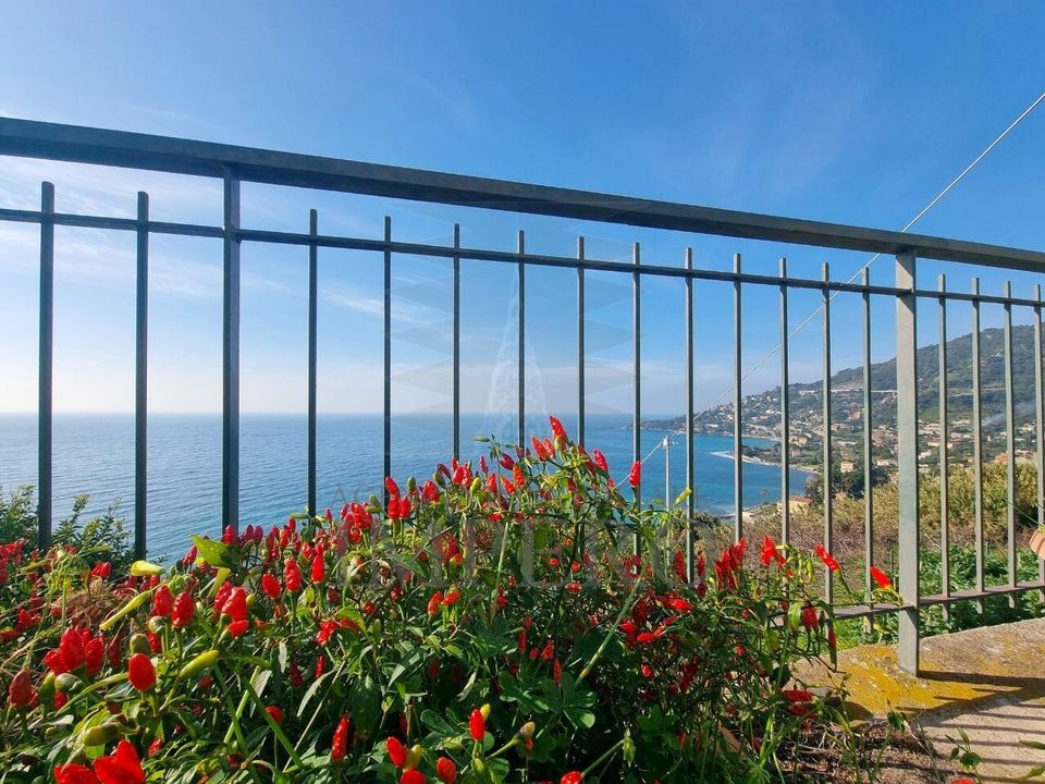 Byhus i Ventimiglia, Imperia - foto 5
