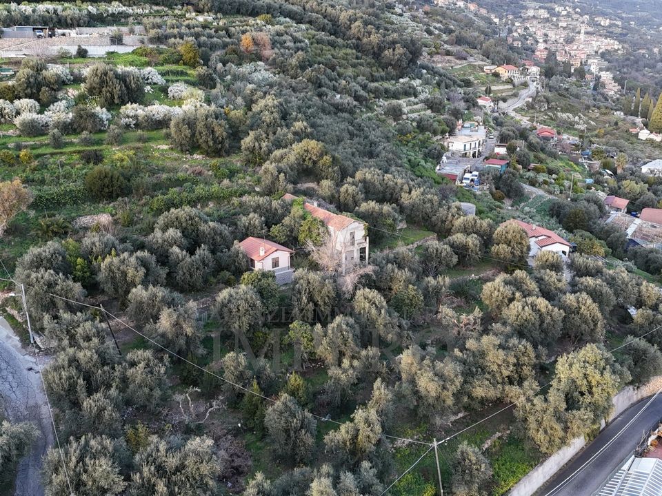 Erhvervsejendom i Bordighera, Imperia - foto 1