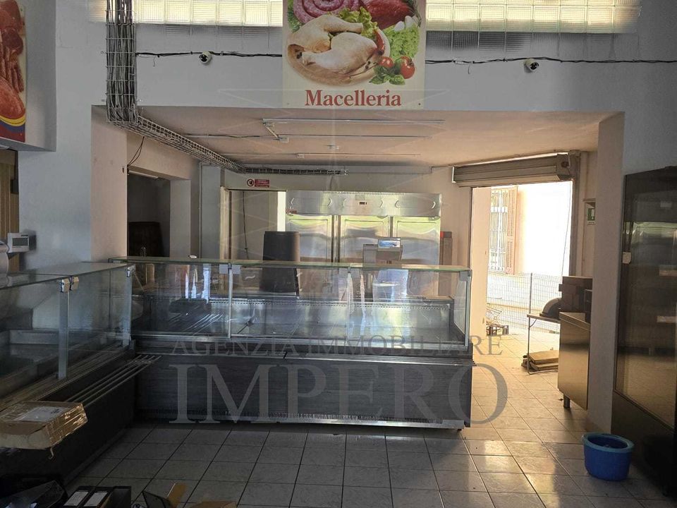 Erhvervsejendom i Ventimiglia, Imperia - foto 2