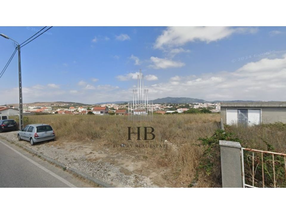 Helårsgrund i Rio de Mouro-Estacao, Lisbon - foto 1