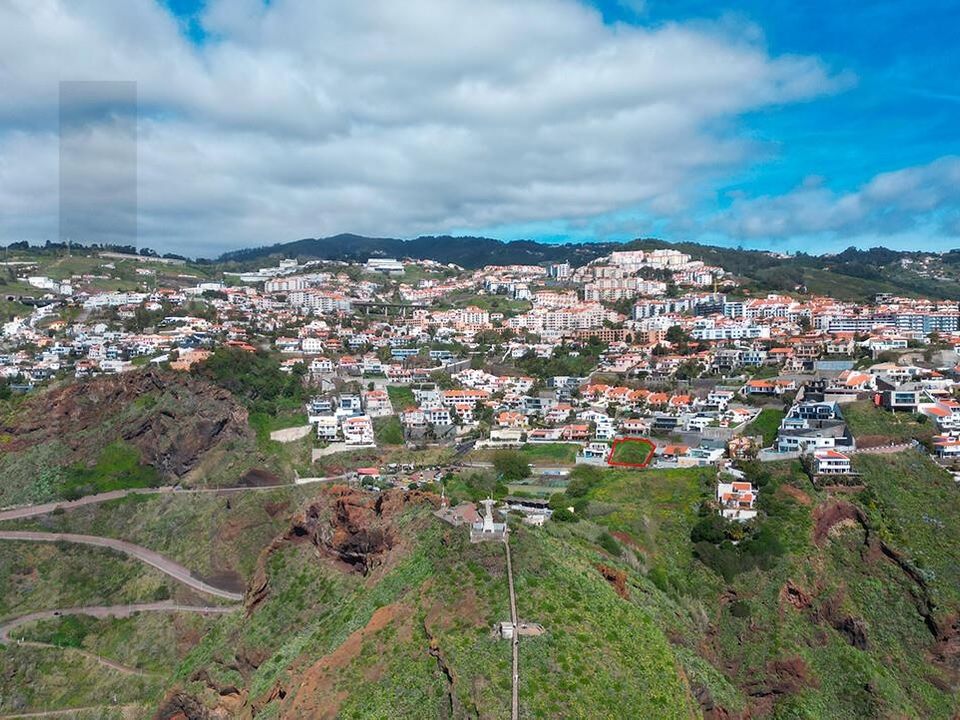 Helårsgrund i Santa Cruz, Madeira - foto 4