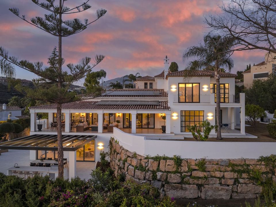 Villa i El Paraiso, Malaga - foto 1