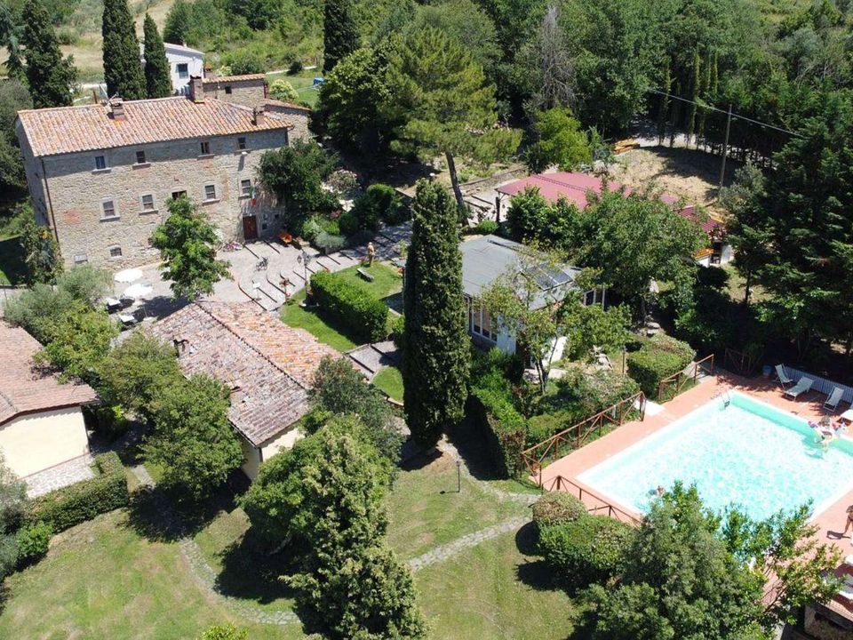 Landejendom i Pergo, Arezzo - foto 1