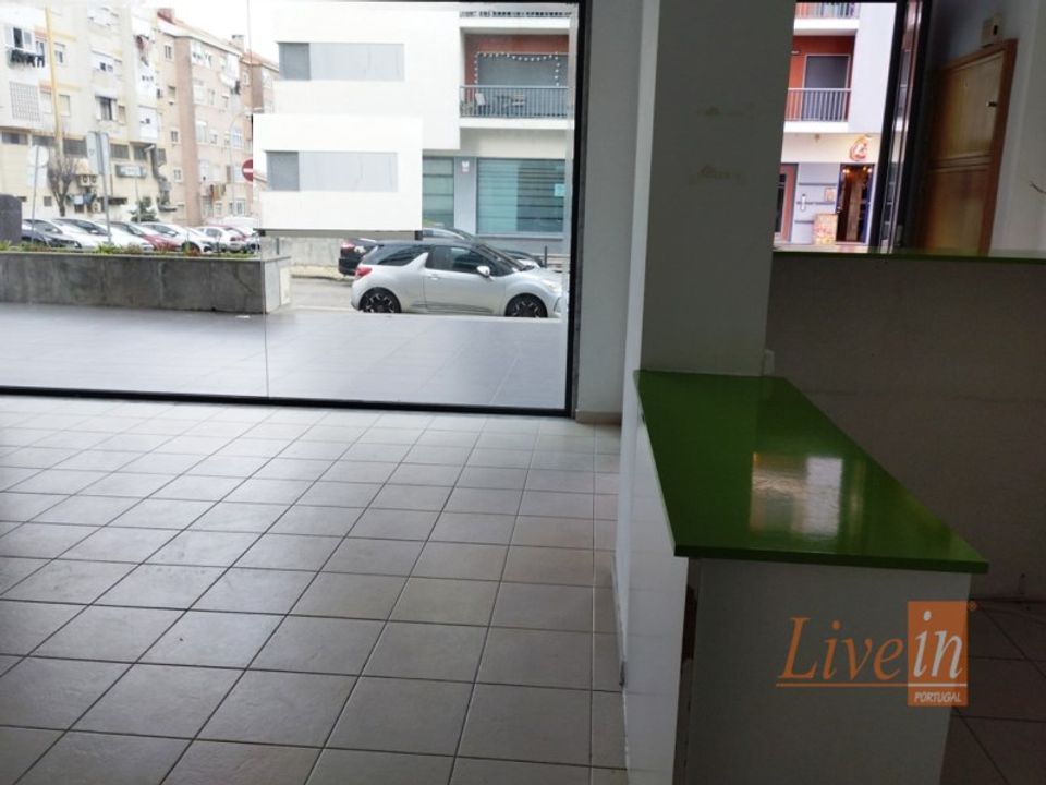 Erhvervsejendom i Odivelas, Lisbon - foto 4
