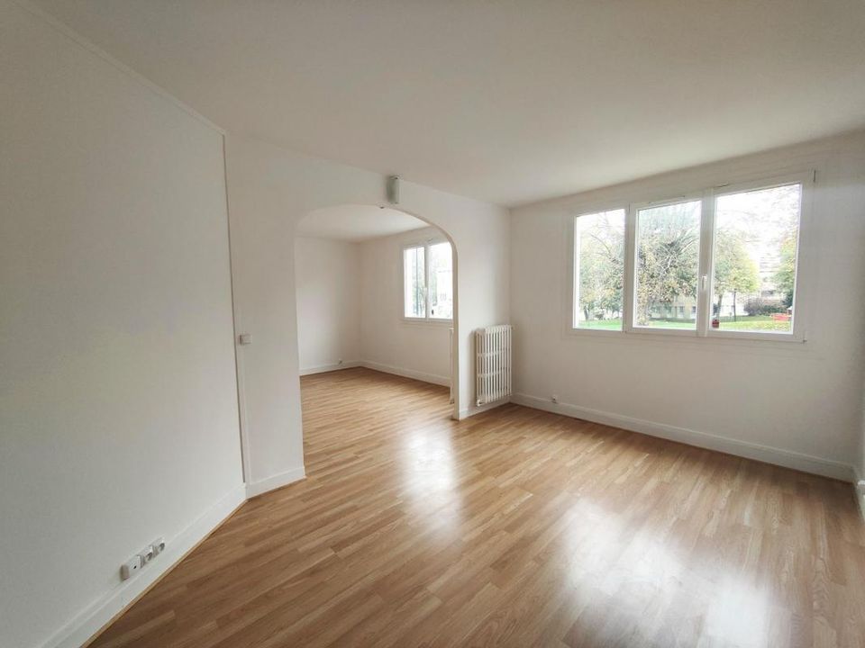 Lejlighed i Aubervilliers, Seine-Saint-Denis - foto 1