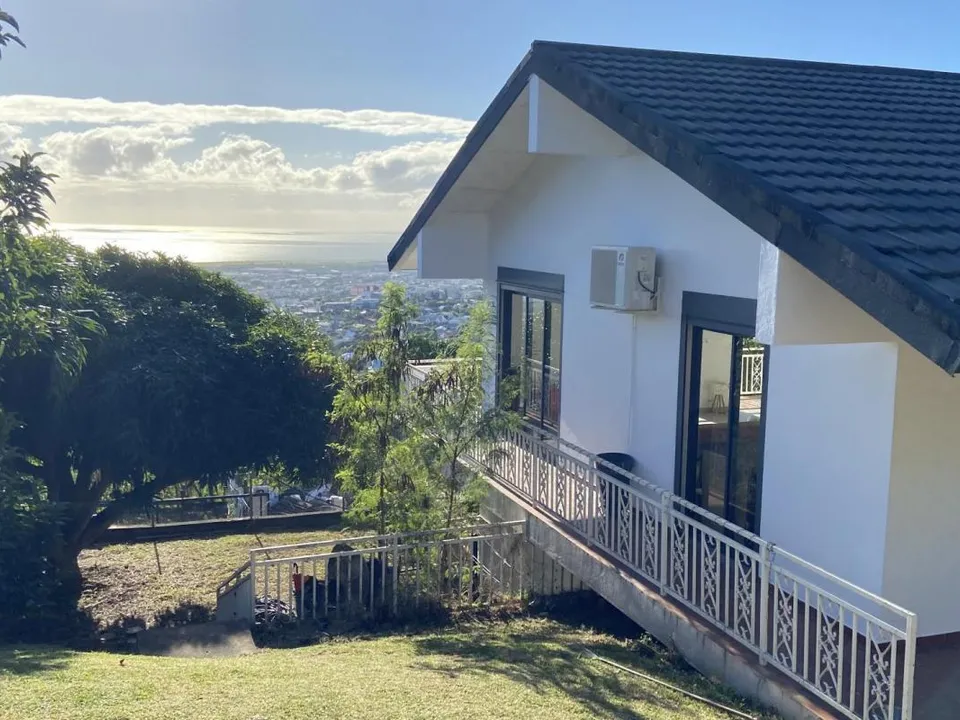 Villa i Saint-Denis, La Reunion - bilde 1
