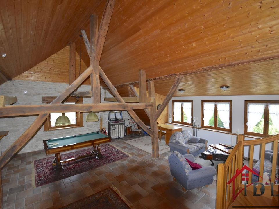 Landsbyhus i Pompierre-sur-Doubs, Doubs - foto 2