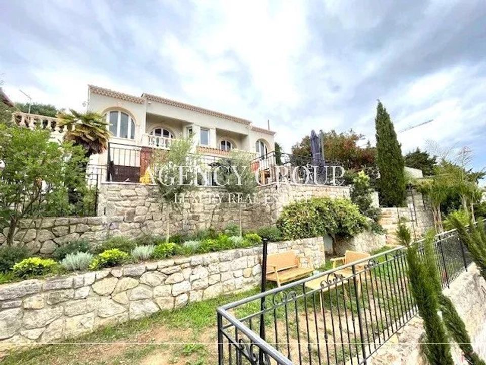 Villa i Mandelieu-la-Napoule, Alpes-Maritimes - foto 2