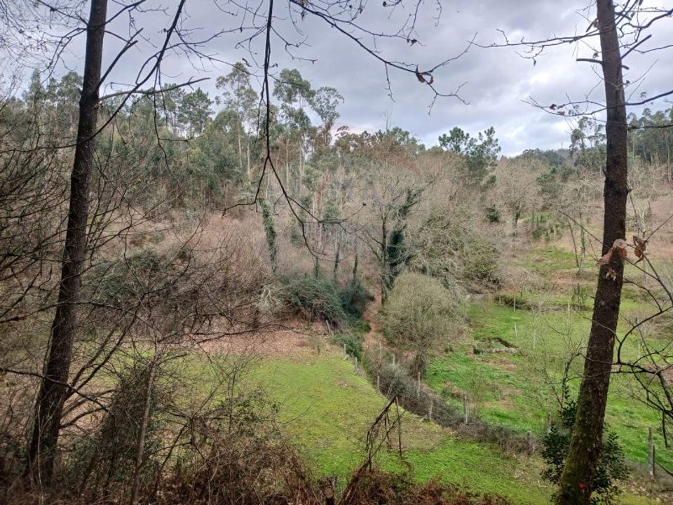 Helårsgrund i Arcos de Valdevez, Viana do Castelo - foto 2