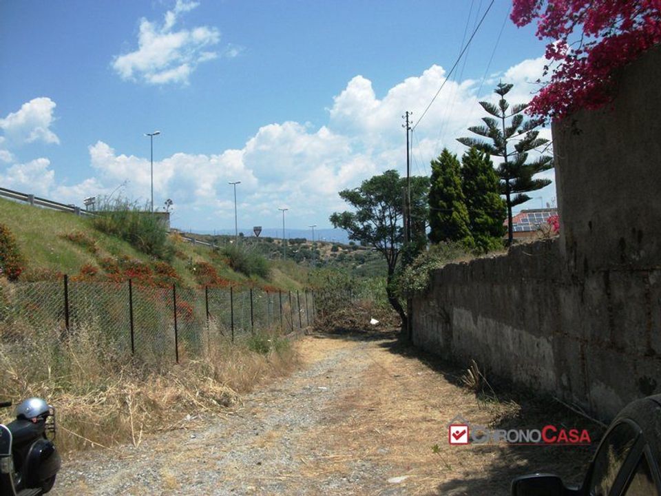 Helårsgrund i Messina, Messina - foto 1