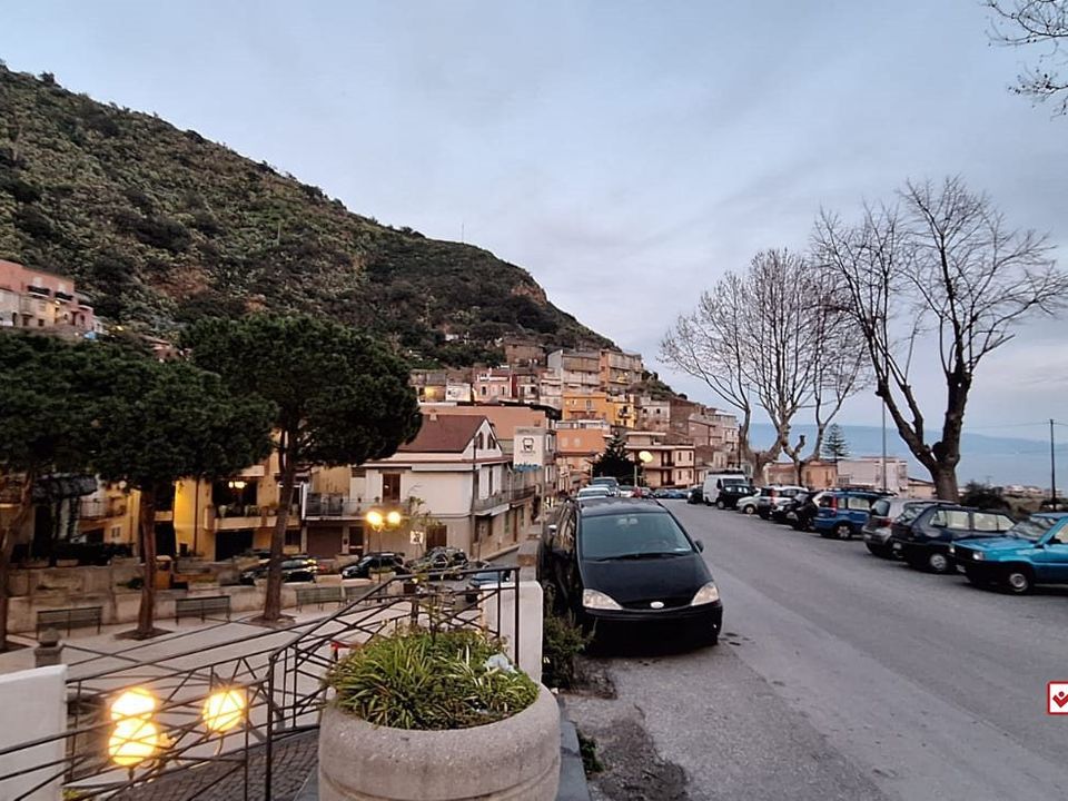 Erhvervsejendom i Messina, Messina - foto 2