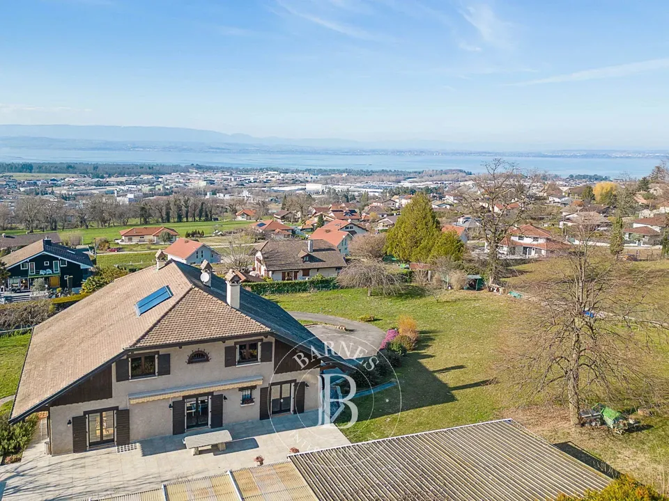 Villa i Thonon-les-Bains, Haute-Savoie - foto 3