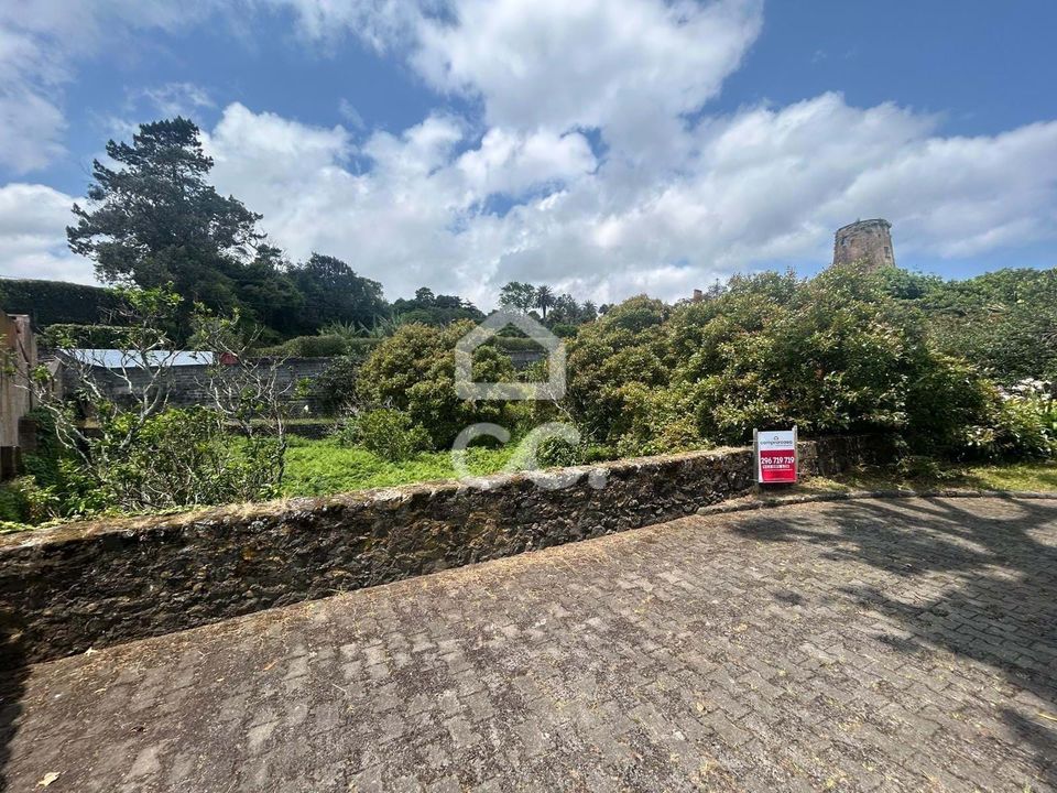 Helårsgrund i Ponta Delgada, Sao Miguel - foto 1