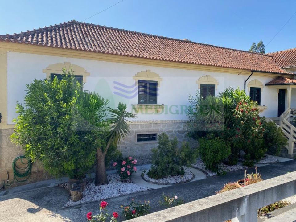 Villa a Sever do Vouga, Aveiro - foto 1
