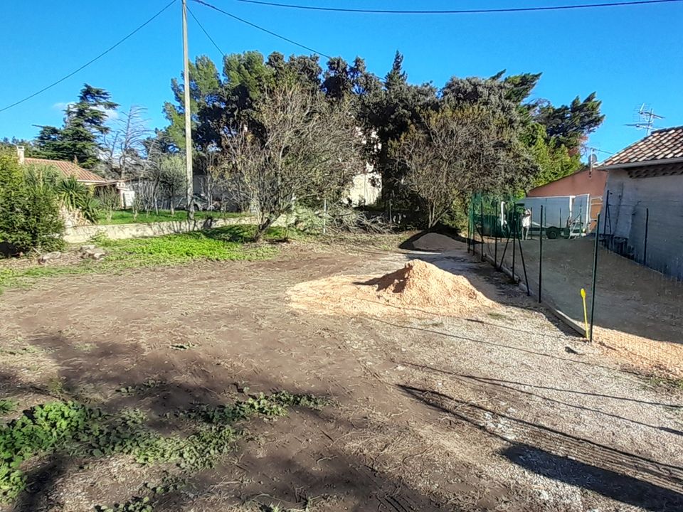 Helårsgrund i Caumont-sur-Durance, Vaucluse - foto 2