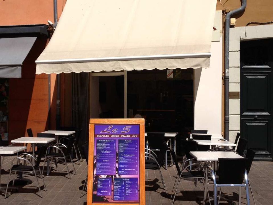 Erhvervsejendom i Perpignan, Pyrenees-Orientales - foto 4
