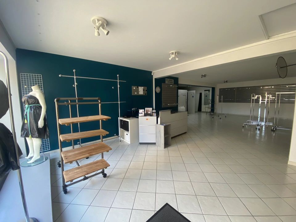 L'establiment comercial a Guer, Morbihan - foto 1