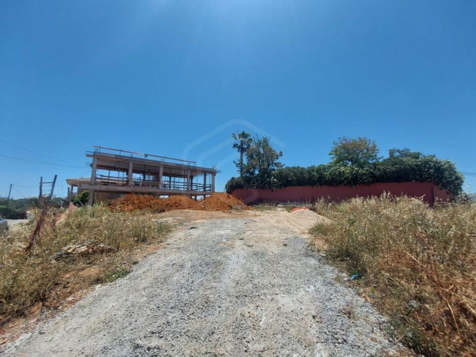 Helårsgrund i Luz, Faro - foto 1