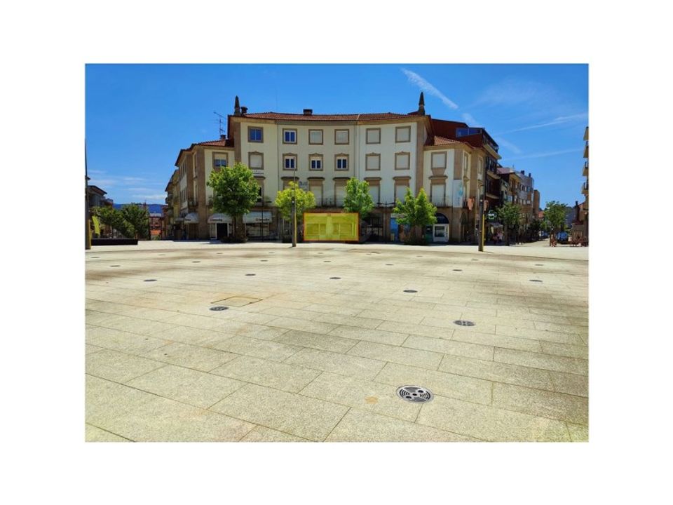 Erhvervsejendom i Sao Joao da Madeira, Aveiro - foto 1