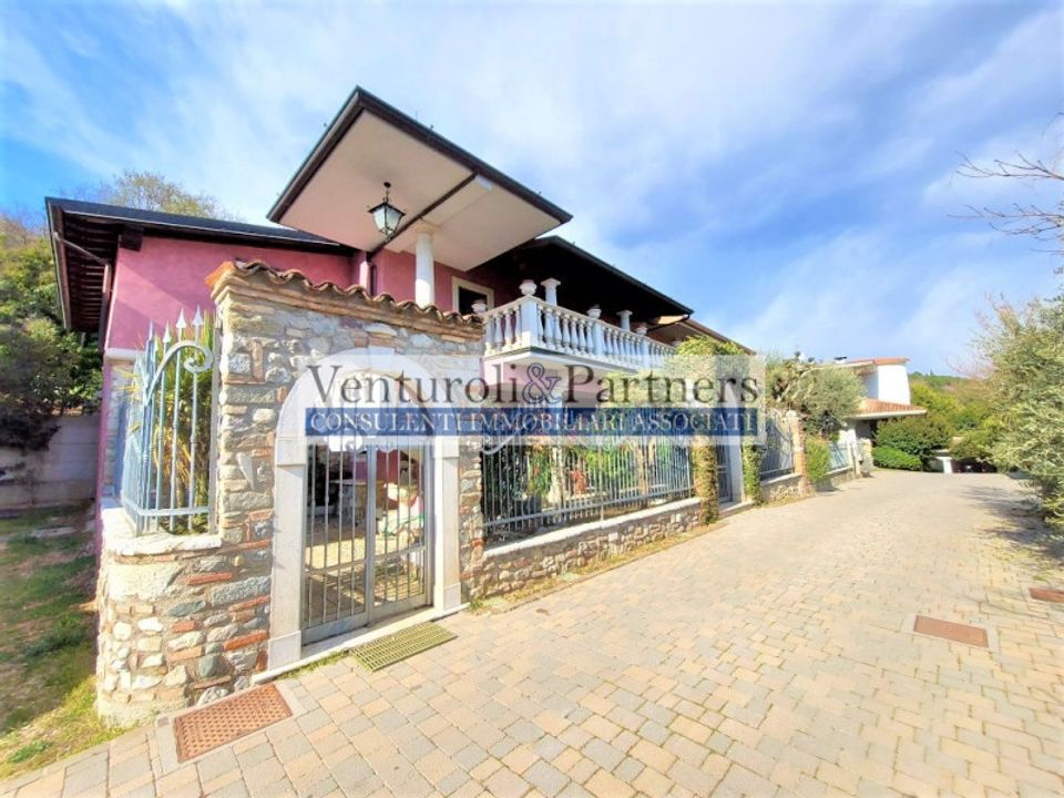 Villa i Gavardo - Sopraponte, Brescia - foto 1