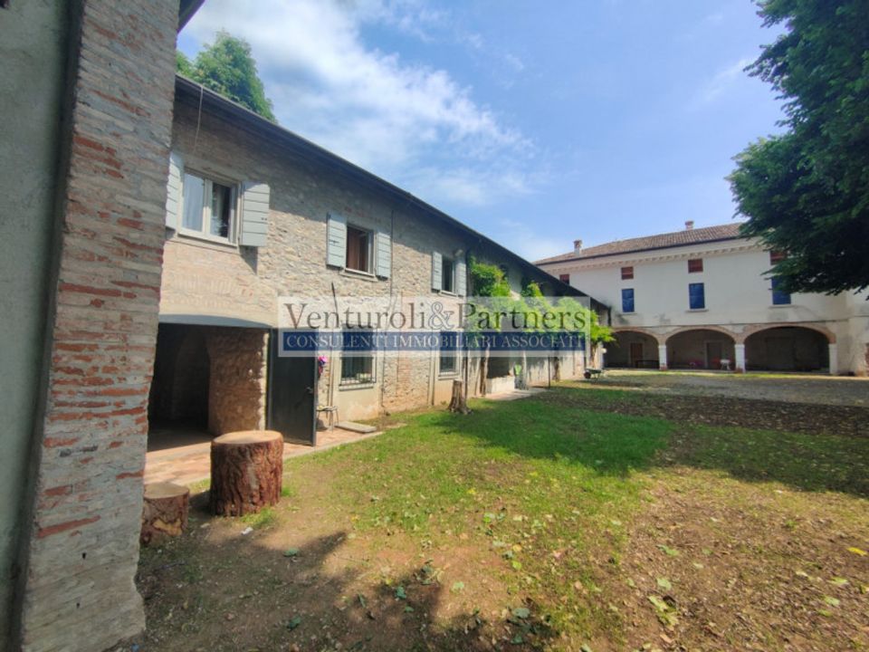 Villa i Bedizzole, Brescia - foto 1