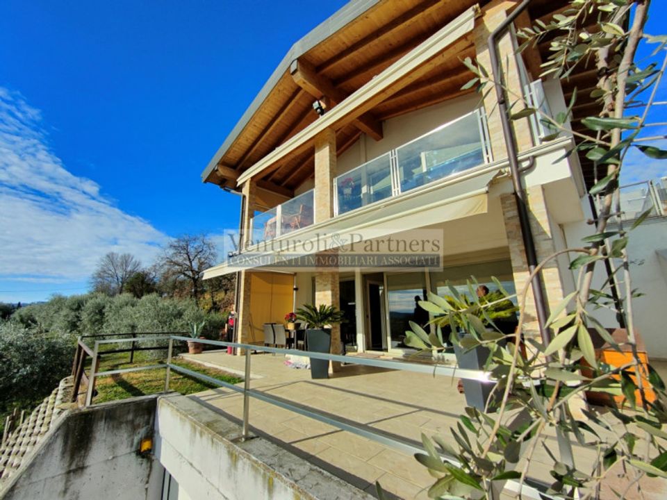 Villa i Padenghe sul Garda, Brescia - foto 1