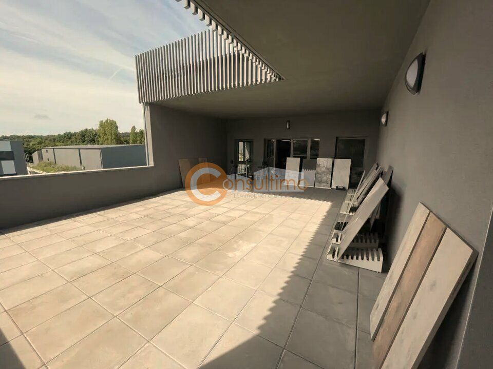 Commercial property in Montussan, Gironde - photo 3