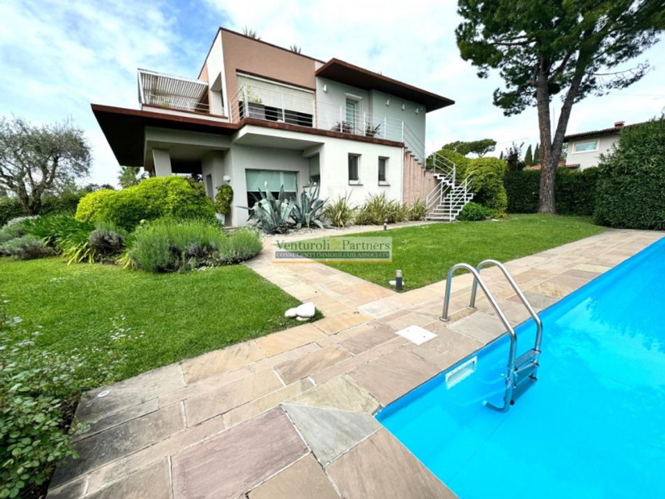 Villa i Moniga del Garda, Brescia - foto 1