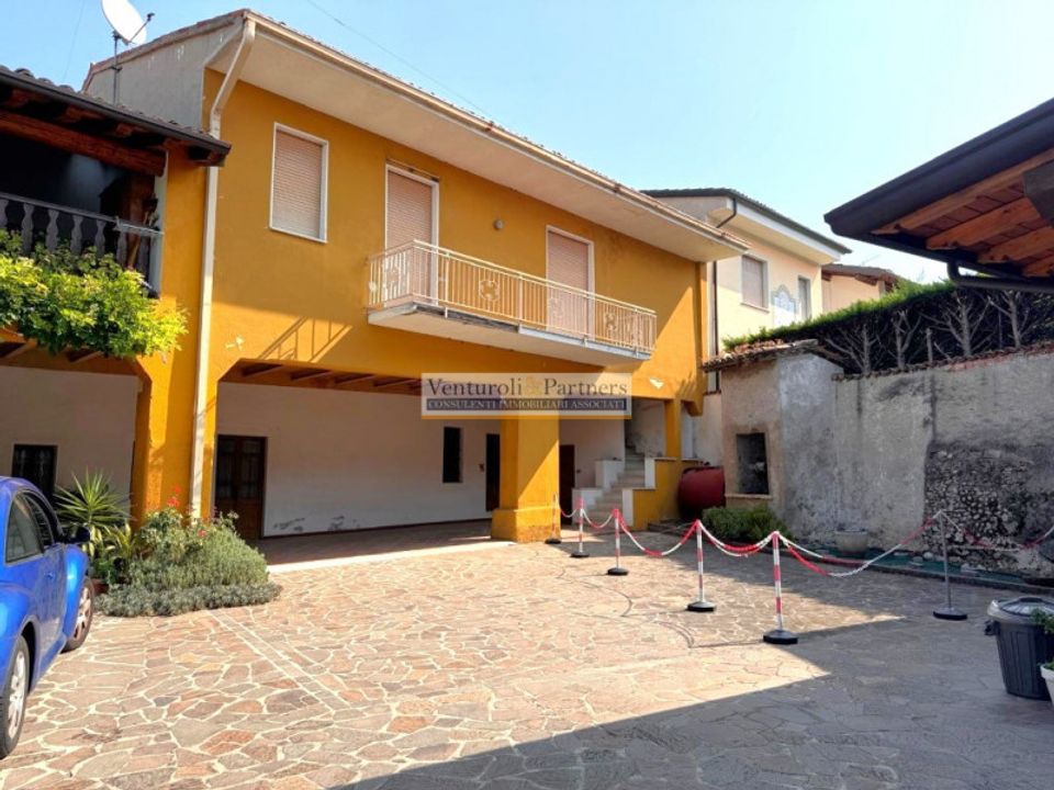 Landejendom i Lonato del Garda, Brescia - foto 1