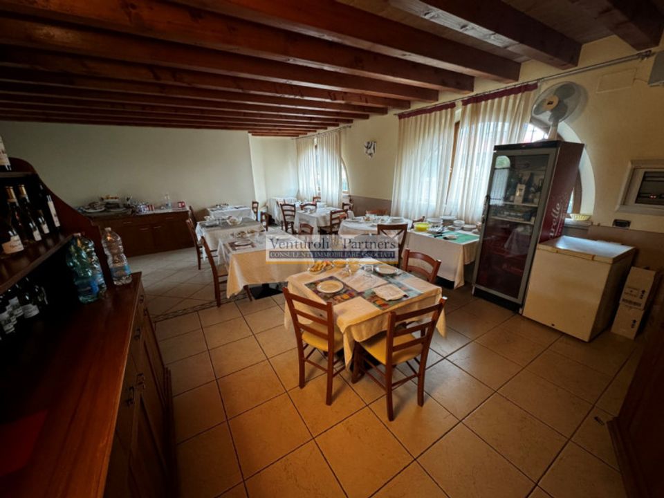 Erhvervsejendom i Moniga del Garda, Brescia - foto 4