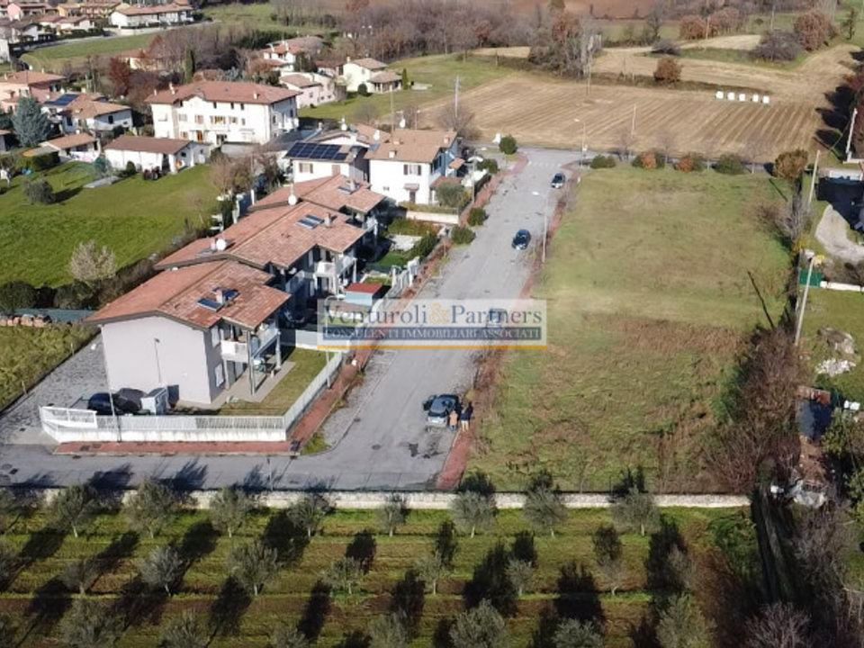Helårsgrund i Calvagese della Riviera, Brescia - foto 4